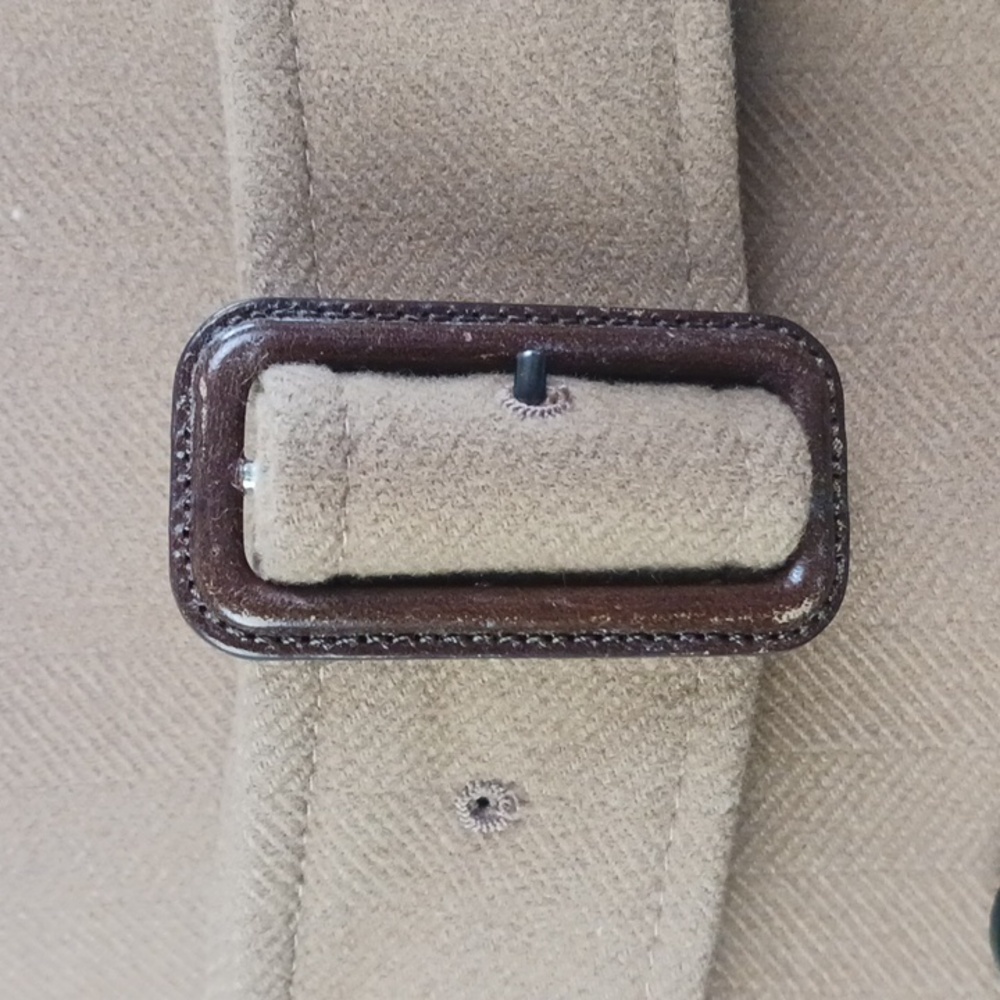 Burberry Tan Wool Trench W Belt Double-Breasted Coat. - Picture 8 of 13